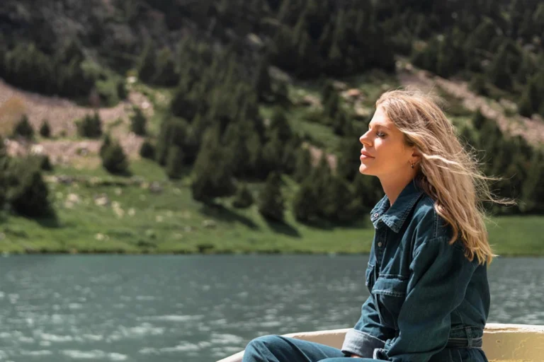 Moment, w którym przestajesz ratować i zaczynasz myśleć o sobie