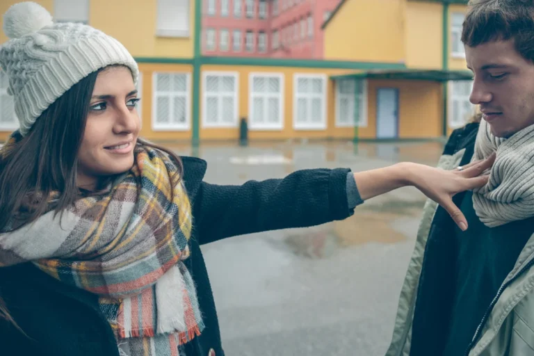 Kobieta wyznacza granice osobie uzaleznionej